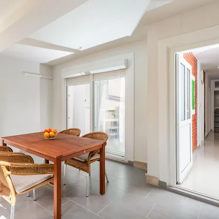 Zen Mit Eigenem Garten Und Terrasse * Porec